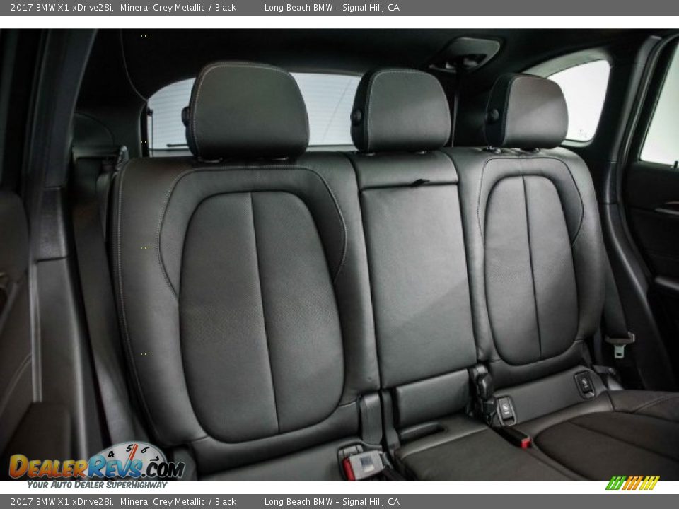 2017 BMW X1 xDrive28i Mineral Grey Metallic / Black Photo #27
