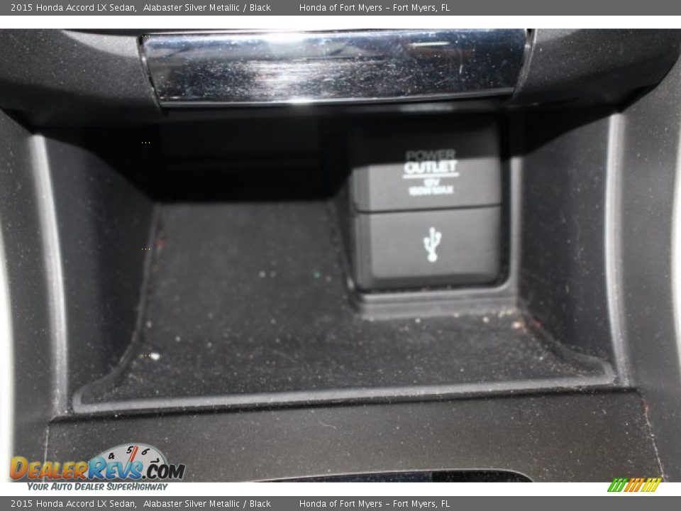 2015 Honda Accord LX Sedan Alabaster Silver Metallic / Black Photo #31