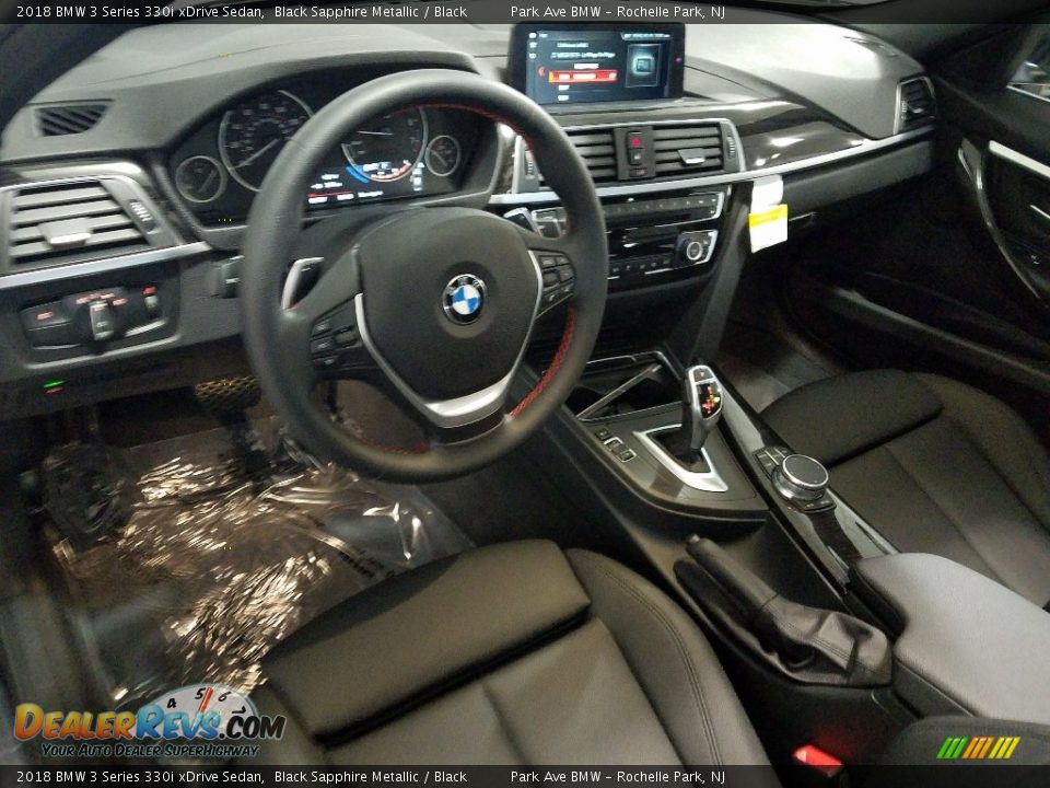 2018 BMW 3 Series 330i xDrive Sedan Black Sapphire Metallic / Black Photo #12