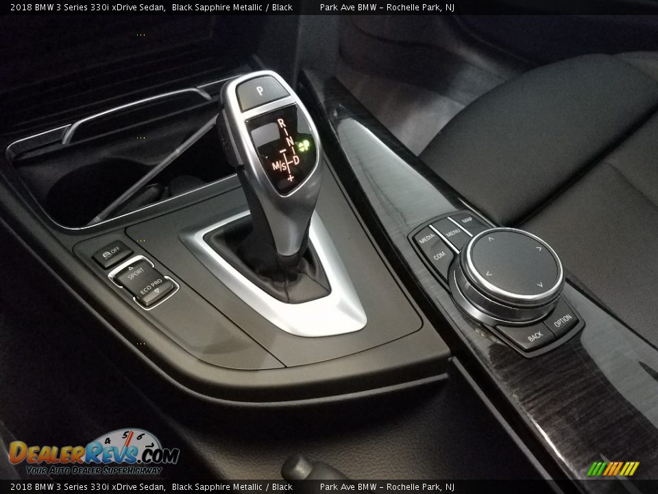 2018 BMW 3 Series 330i xDrive Sedan Black Sapphire Metallic / Black Photo #15