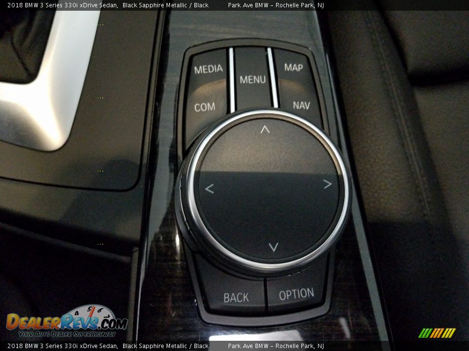 2018 BMW 3 Series 330i xDrive Sedan Black Sapphire Metallic / Black Photo #16