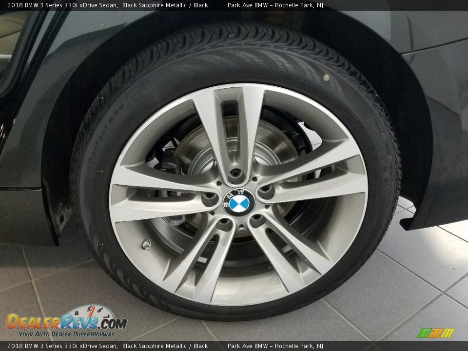 2018 BMW 3 Series 330i xDrive Sedan Black Sapphire Metallic / Black Photo #23