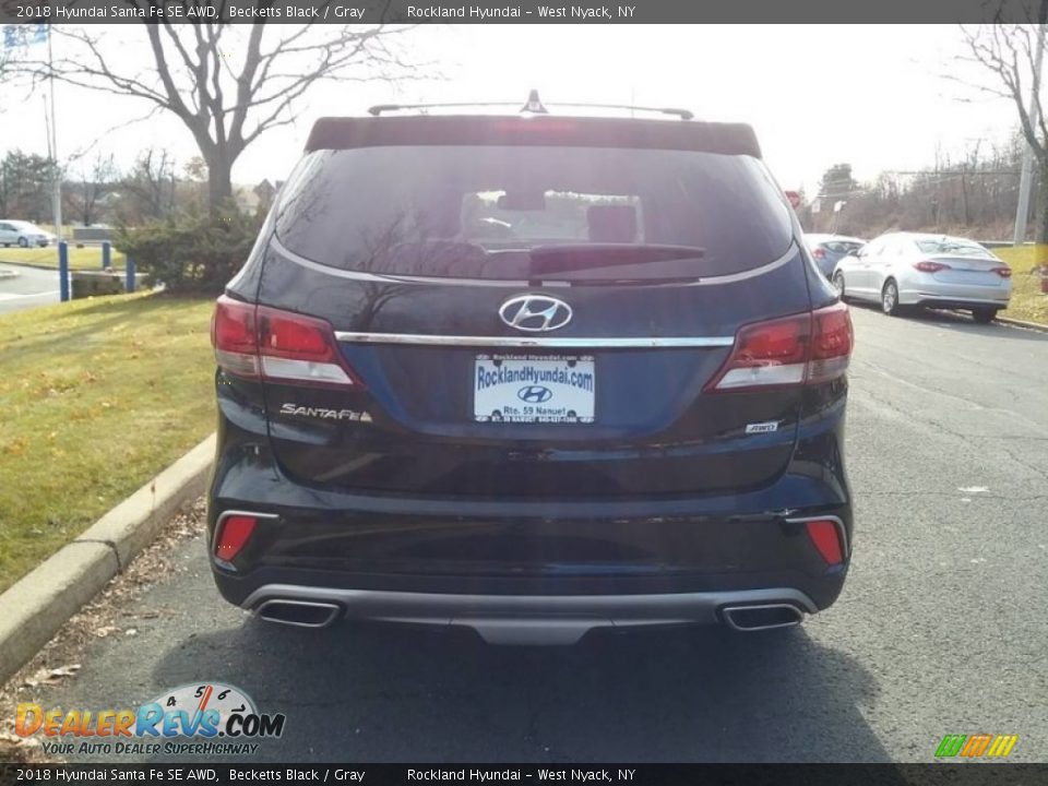 2018 Hyundai Santa Fe SE AWD Becketts Black / Gray Photo #2
