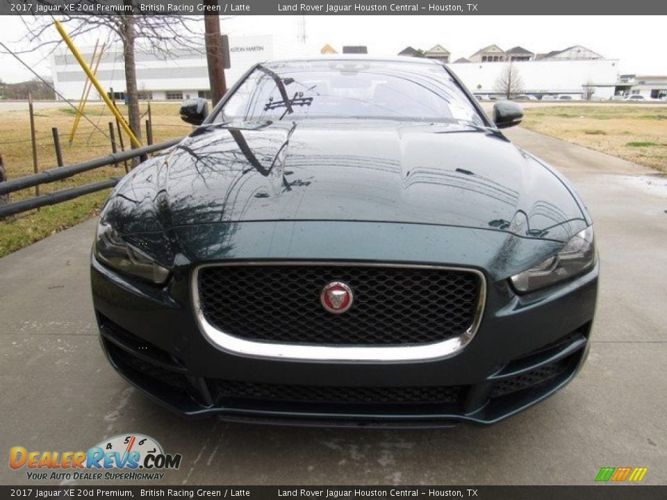 2017 Jaguar XE 20d Premium British Racing Green / Latte Photo #9