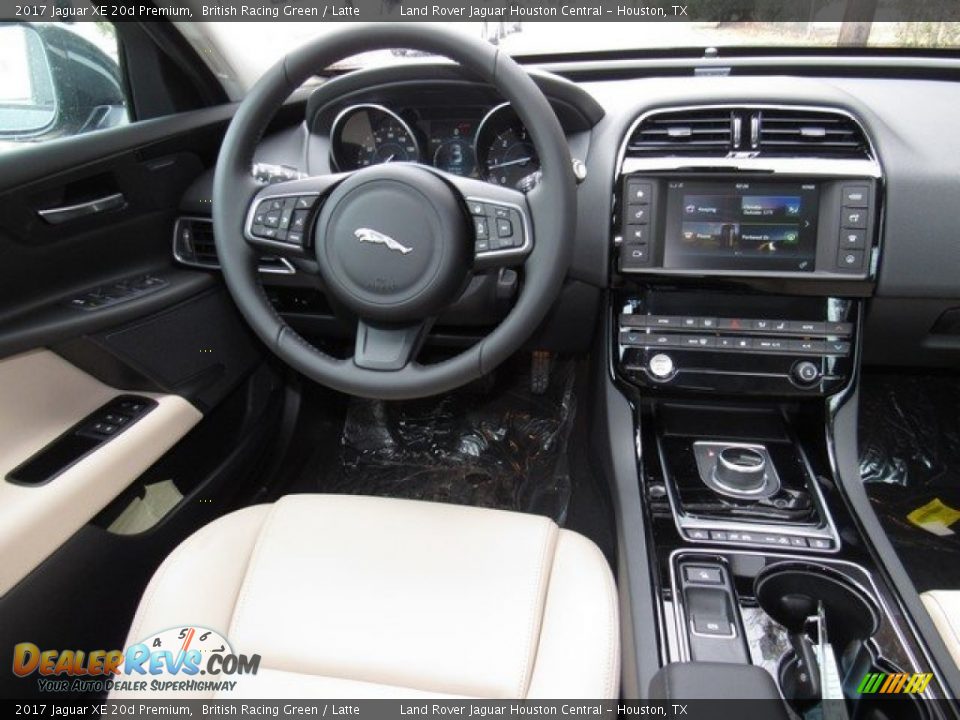2017 Jaguar XE 20d Premium British Racing Green / Latte Photo #13