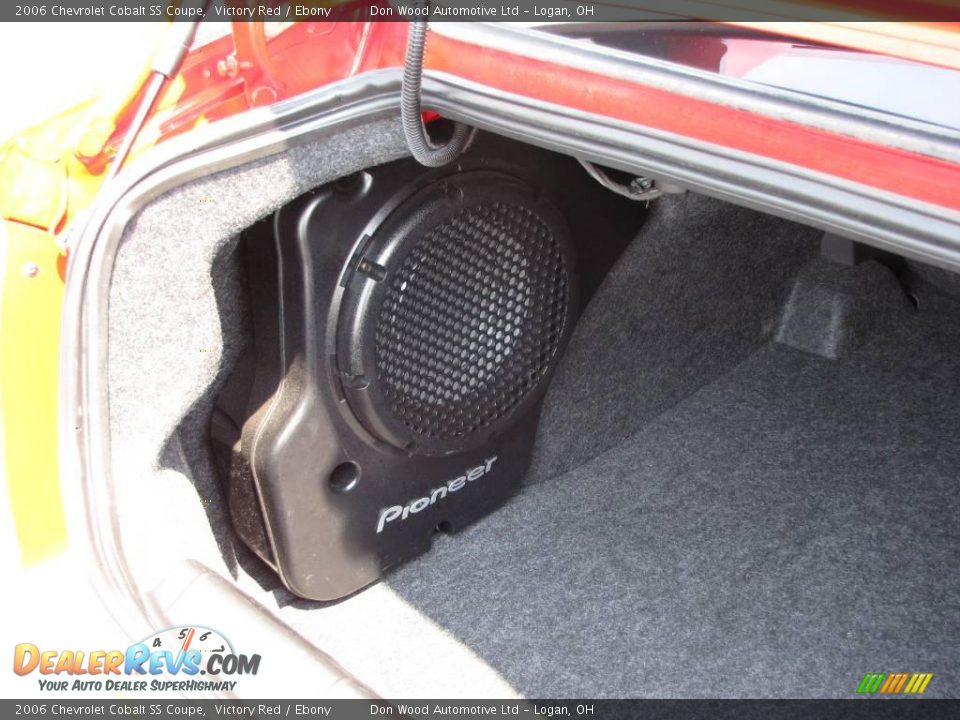 2006 Chevrolet Cobalt SS Coupe Victory Red / Ebony Photo #17