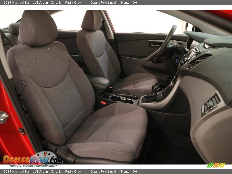 2015 Hyundai Elantra SE Sedan Geranium Red / Gray Photo #13