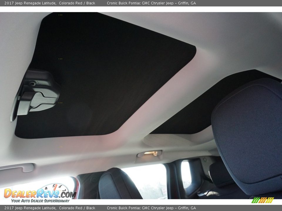 2017 Jeep Renegade Latitude Colorado Red / Black Photo #6