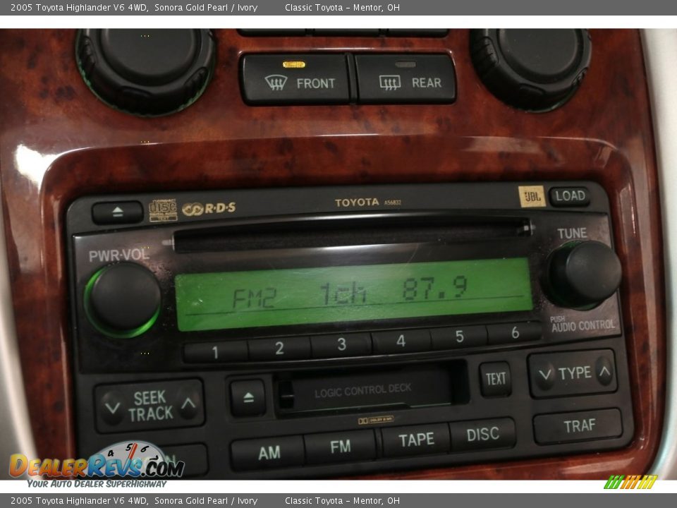 2005 Toyota Highlander V6 4WD Sonora Gold Pearl / Ivory Photo #11