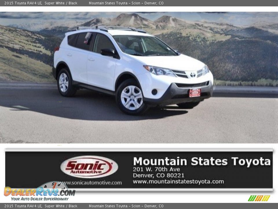 2015 Toyota RAV4 LE Super White / Black Photo #1