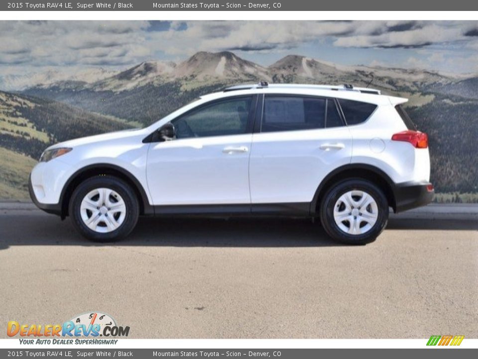2015 Toyota RAV4 LE Super White / Black Photo #6