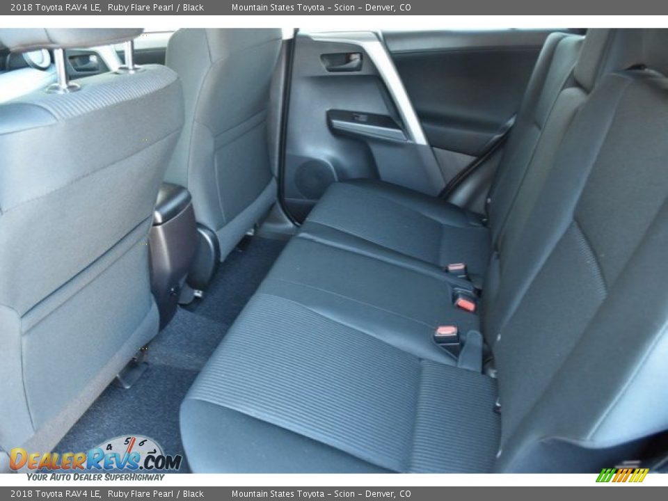 2018 Toyota RAV4 LE Ruby Flare Pearl / Black Photo #18