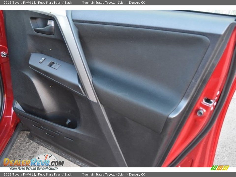 2018 Toyota RAV4 LE Ruby Flare Pearl / Black Photo #21