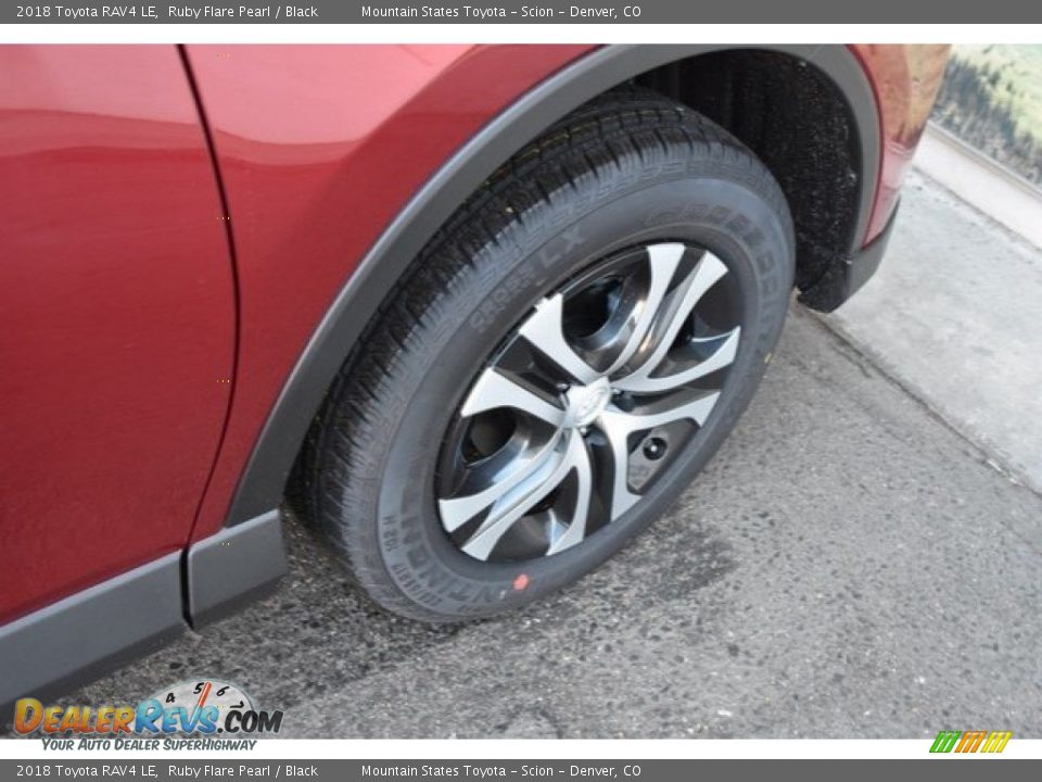 2018 Toyota RAV4 LE Ruby Flare Pearl / Black Photo #35