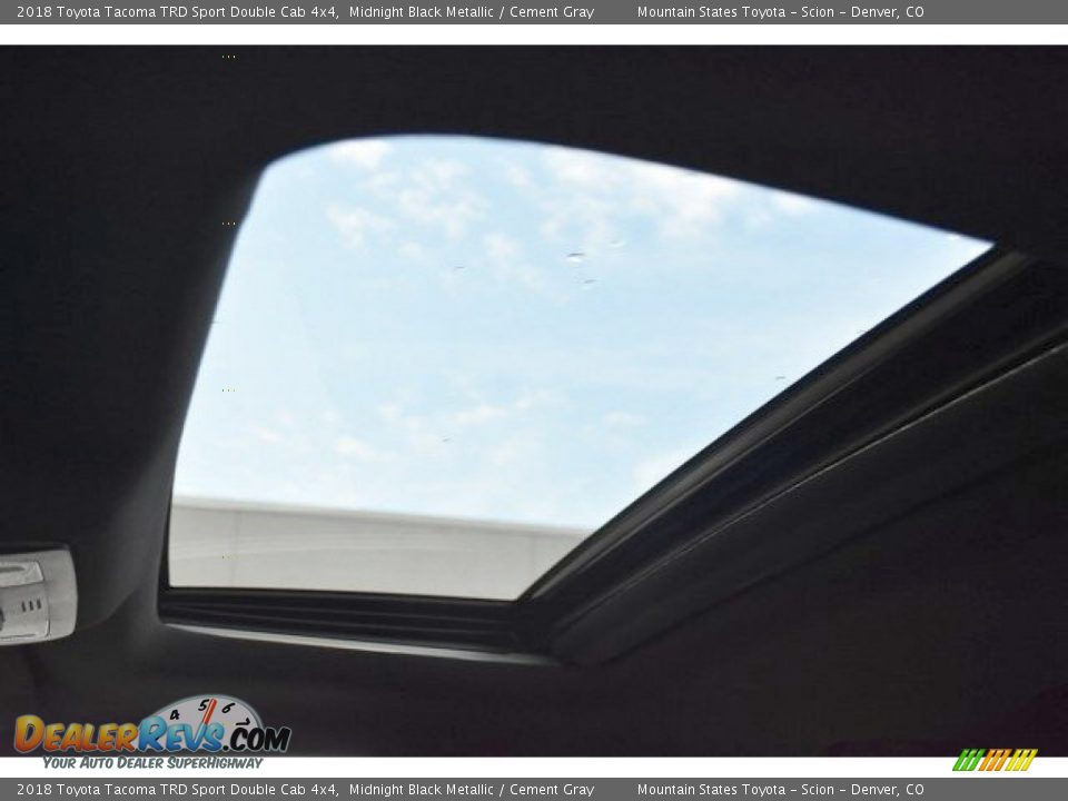 2018 Toyota Tacoma TRD Sport Double Cab 4x4 Midnight Black Metallic / Cement Gray Photo #9