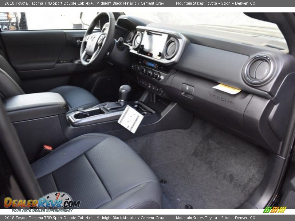 2018 Toyota Tacoma TRD Sport Double Cab 4x4 Midnight Black Metallic / Cement Gray Photo #11