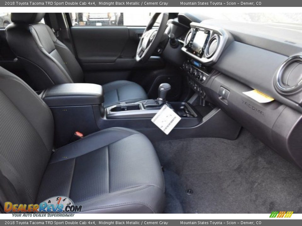 2018 Toyota Tacoma TRD Sport Double Cab 4x4 Midnight Black Metallic / Cement Gray Photo #12