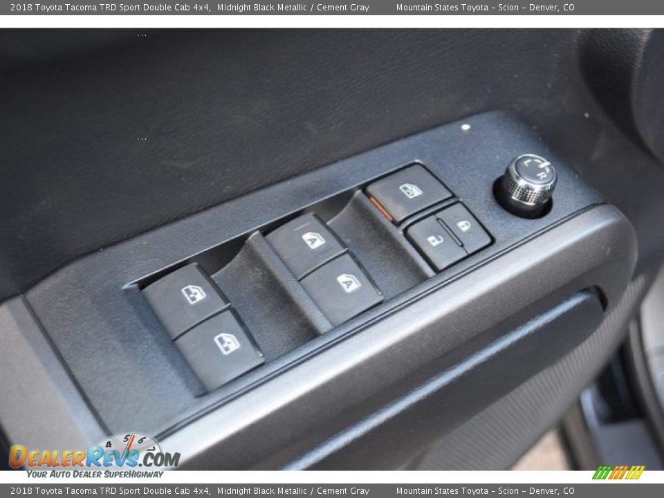 2018 Toyota Tacoma TRD Sport Double Cab 4x4 Midnight Black Metallic / Cement Gray Photo #26