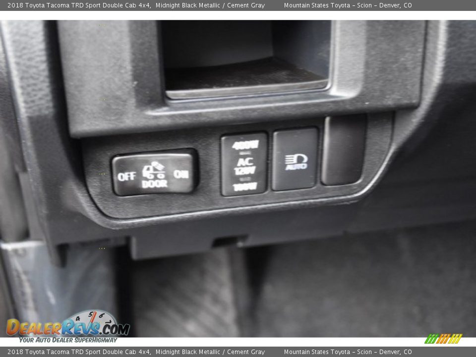 2018 Toyota Tacoma TRD Sport Double Cab 4x4 Midnight Black Metallic / Cement Gray Photo #27