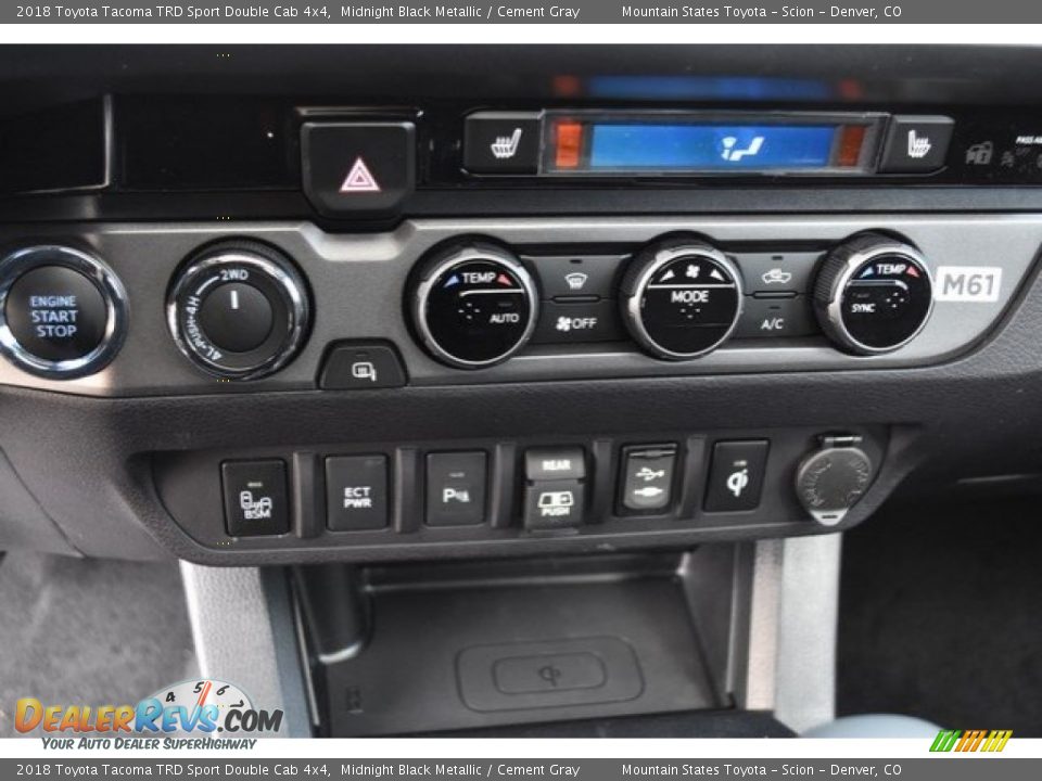 2018 Toyota Tacoma TRD Sport Double Cab 4x4 Midnight Black Metallic / Cement Gray Photo #31