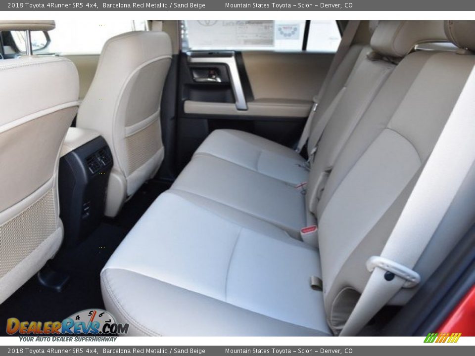 2018 Toyota 4Runner SR5 4x4 Barcelona Red Metallic / Sand Beige Photo #15