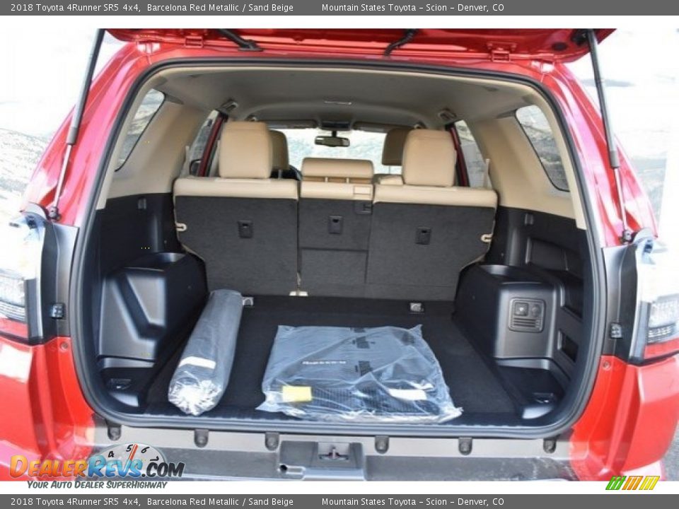 2018 Toyota 4Runner SR5 4x4 Barcelona Red Metallic / Sand Beige Photo #30