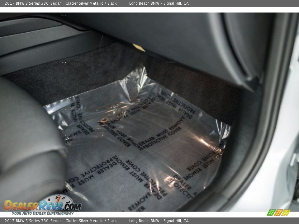 2017 BMW 3 Series 330i Sedan Glacier Silver Metallic / Black Photo #20