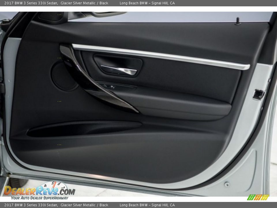 2017 BMW 3 Series 330i Sedan Glacier Silver Metallic / Black Photo #22