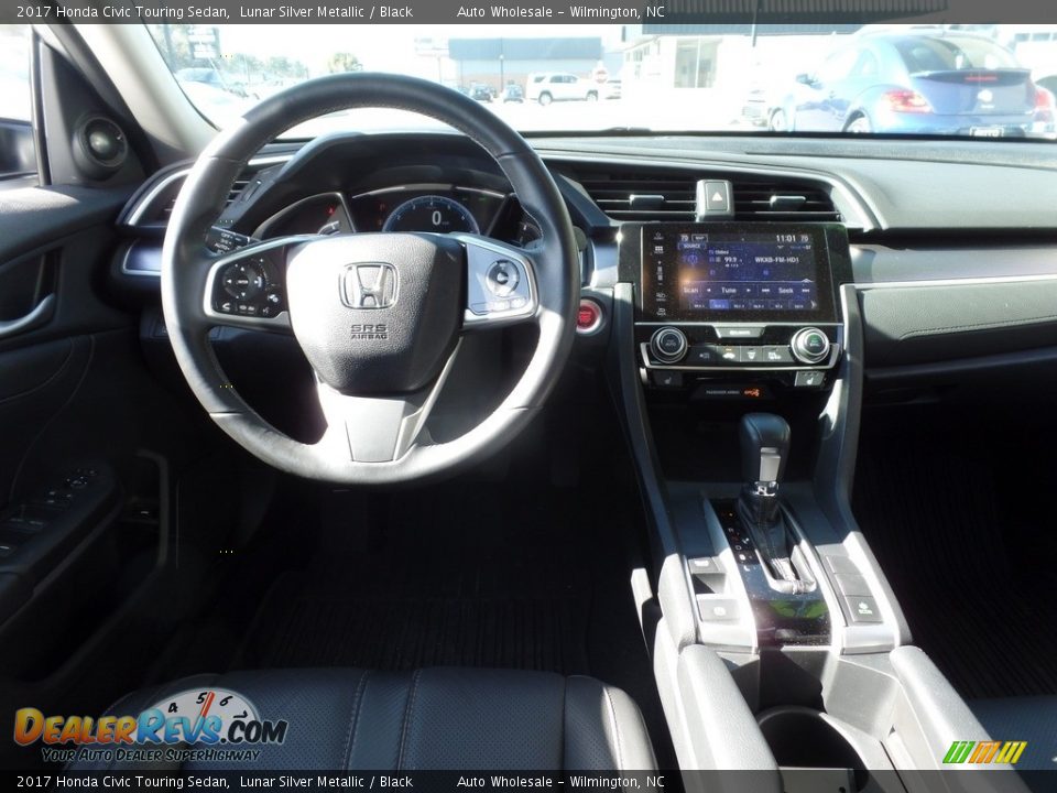 2017 Honda Civic Touring Sedan Lunar Silver Metallic / Black Photo #15