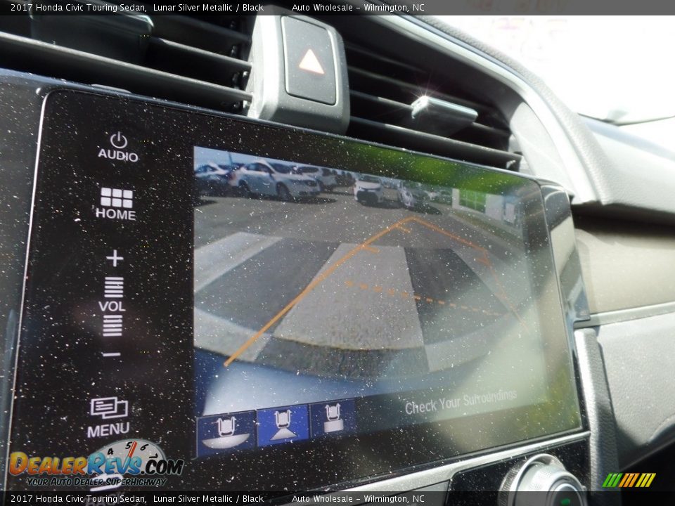 2017 Honda Civic Touring Sedan Lunar Silver Metallic / Black Photo #18