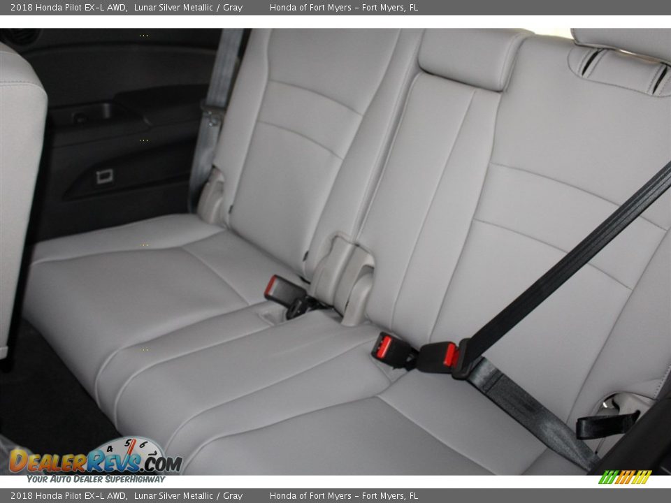 2018 Honda Pilot EX-L AWD Lunar Silver Metallic / Gray Photo #36