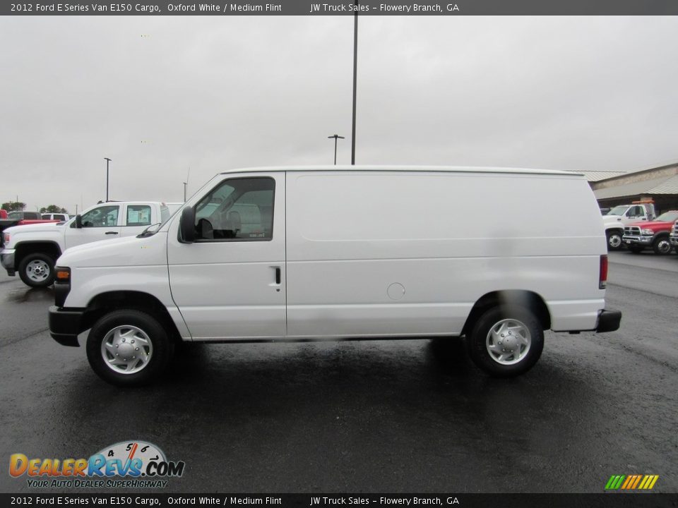 2012 Ford E Series Van E150 Cargo Oxford White / Medium Flint Photo #2