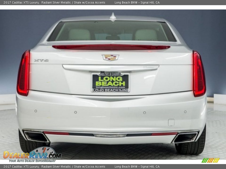 2017 Cadillac XTS Luxury Radiant Silver Metallic / Shale w/Cocoa Accents Photo #3