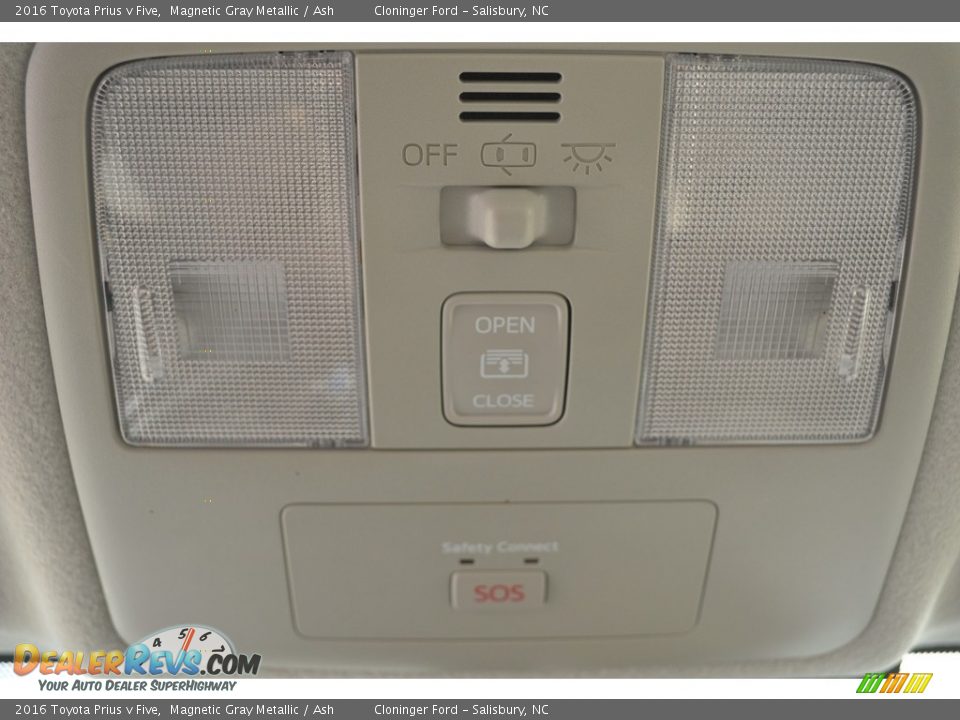 2016 Toyota Prius v Five Magnetic Gray Metallic / Ash Photo #28