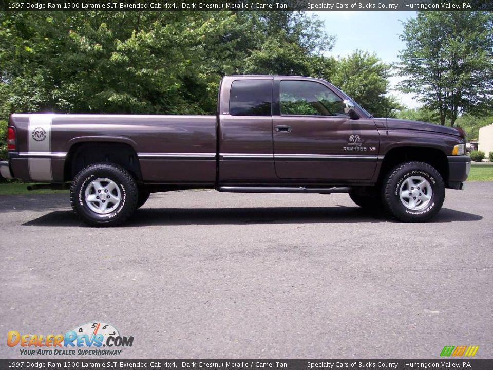 1997 Dodge Ram 1500 Laramie SLT Extended Cab 4x4 Dark Chestnut Metallic / Camel Tan Photo #17