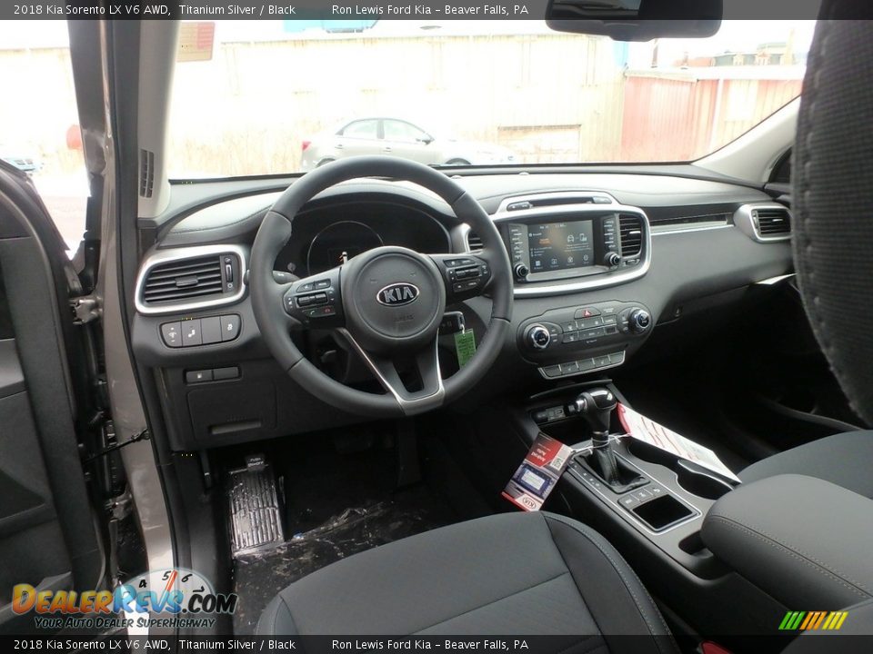 2018 Kia Sorento LX V6 AWD Titanium Silver / Black Photo #13