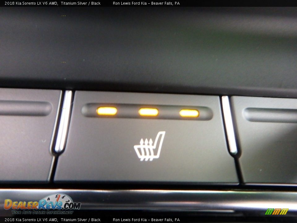 2018 Kia Sorento LX V6 AWD Titanium Silver / Black Photo #19