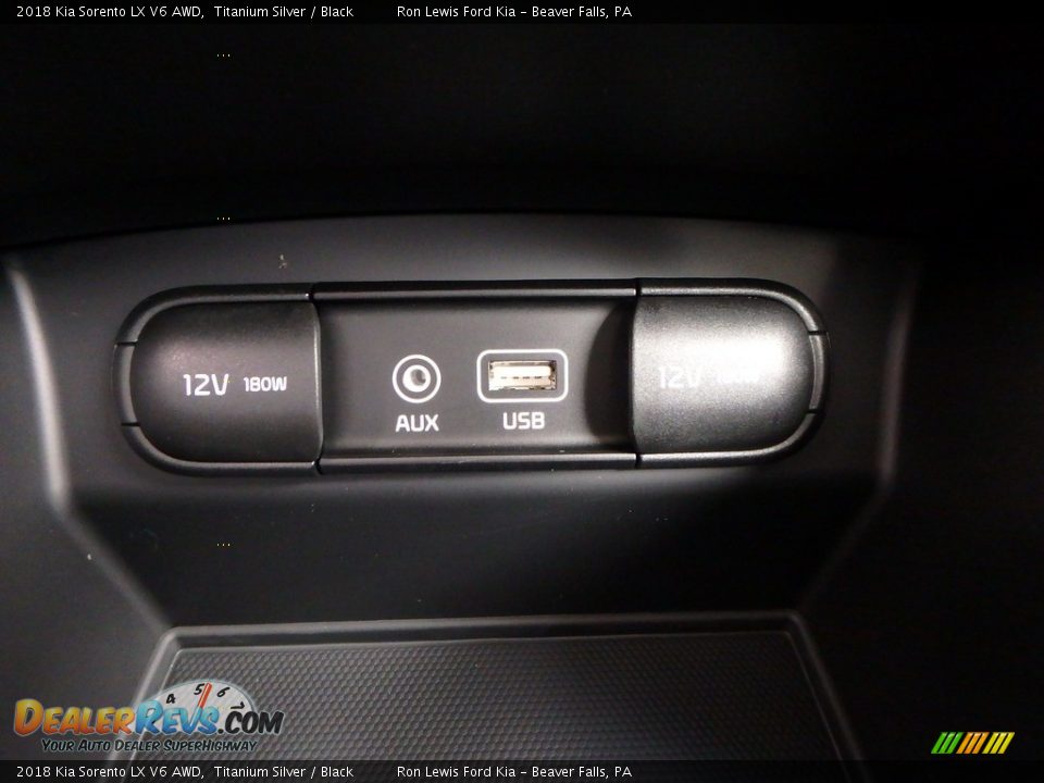 2018 Kia Sorento LX V6 AWD Titanium Silver / Black Photo #20