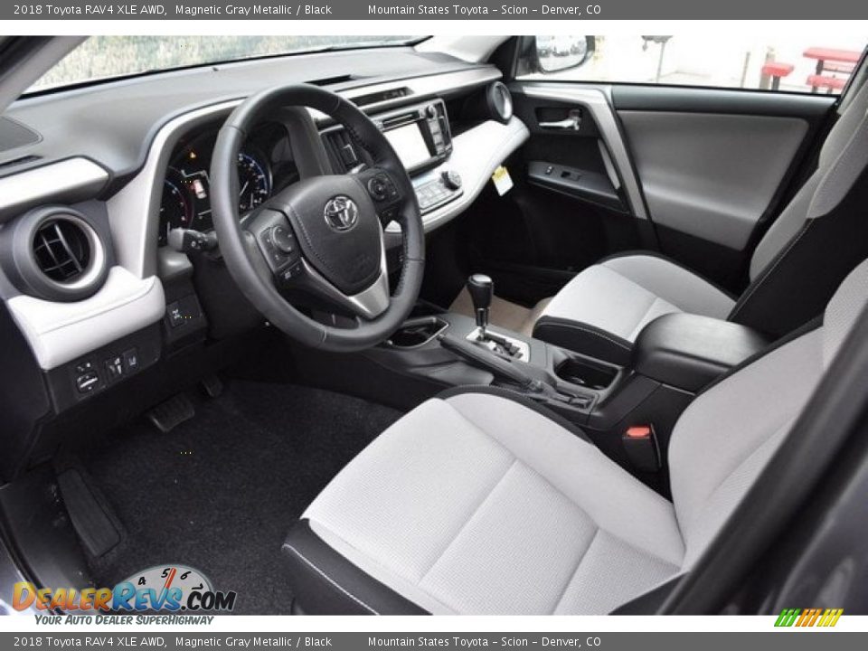 2018 Toyota RAV4 XLE AWD Magnetic Gray Metallic / Black Photo #5