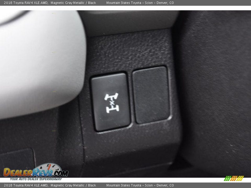 2018 Toyota RAV4 XLE AWD Magnetic Gray Metallic / Black Photo #26
