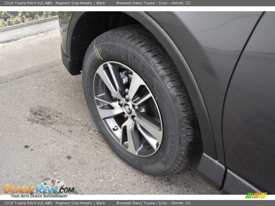 2018 Toyota RAV4 XLE AWD Magnetic Gray Metallic / Black Photo #32