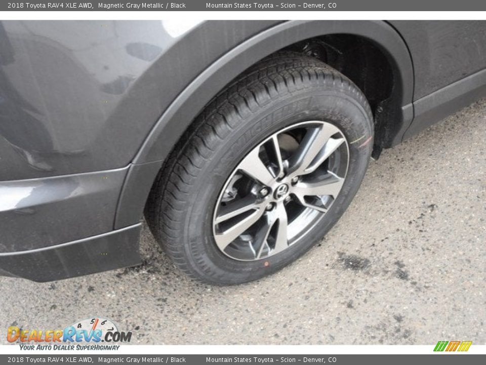 2018 Toyota RAV4 XLE AWD Magnetic Gray Metallic / Black Photo #34