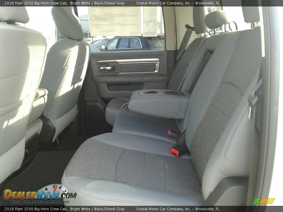 2018 Ram 1500 Big Horn Crew Cab Bright White / Black/Diesel Gray Photo #10
