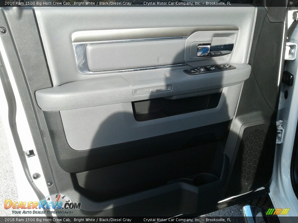 2018 Ram 1500 Big Horn Crew Cab Bright White / Black/Diesel Gray Photo #17