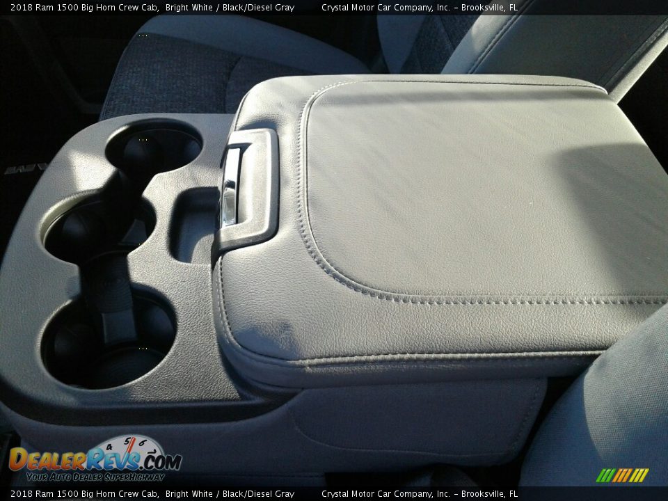 2018 Ram 1500 Big Horn Crew Cab Bright White / Black/Diesel Gray Photo #18