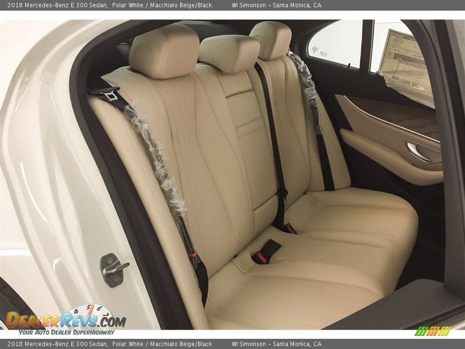 2018 Mercedes-Benz E 300 Sedan Polar White / Macchiato Beige/Black Photo #14