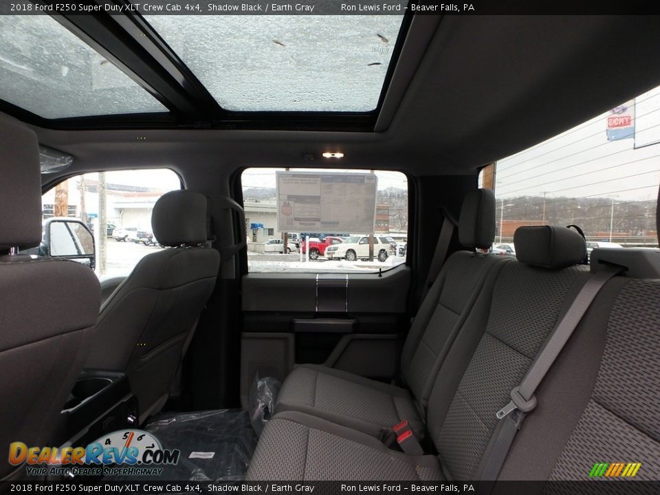 2018 Ford F250 Super Duty XLT Crew Cab 4x4 Shadow Black / Earth Gray Photo #11