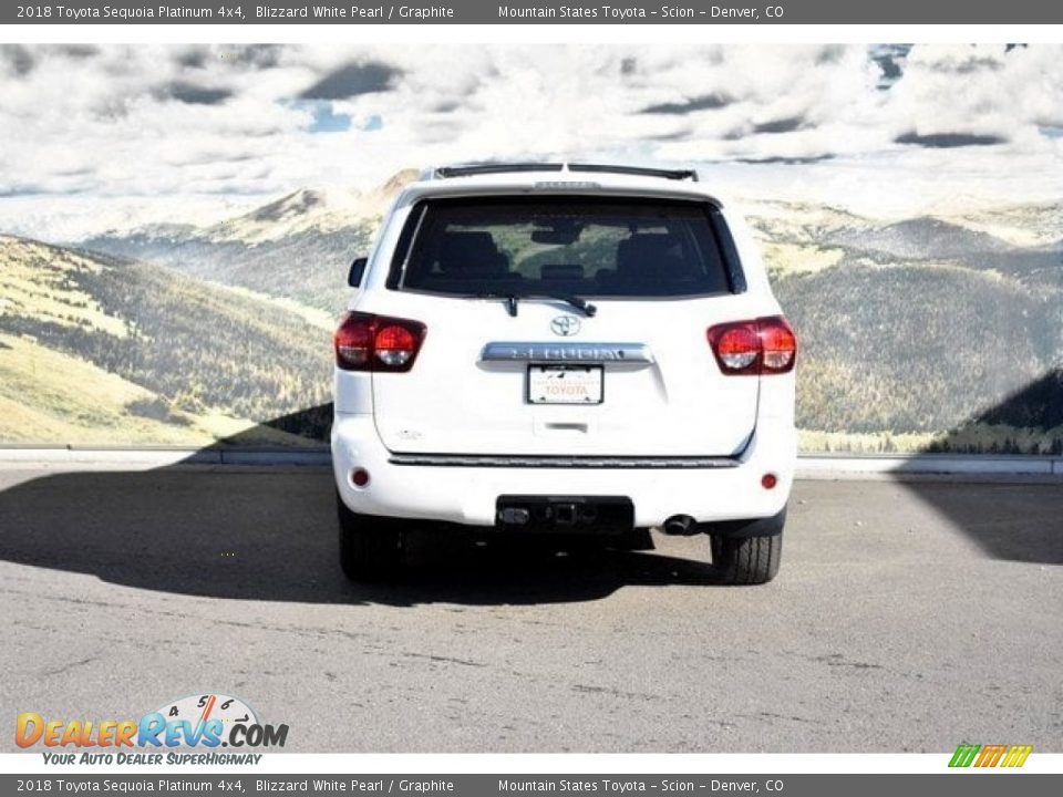 2018 Toyota Sequoia Platinum 4x4 Blizzard White Pearl / Graphite Photo #4