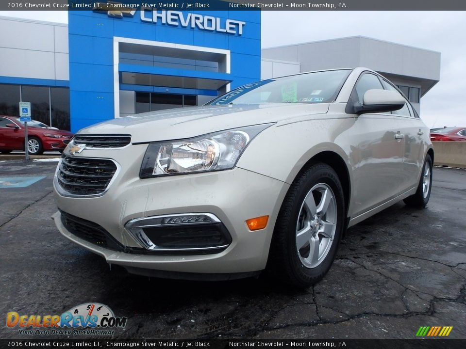2016 Chevrolet Cruze Limited LT Champagne Silver Metallic / Jet Black Photo #2