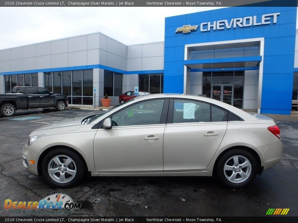2016 Chevrolet Cruze Limited LT Champagne Silver Metallic / Jet Black Photo #3